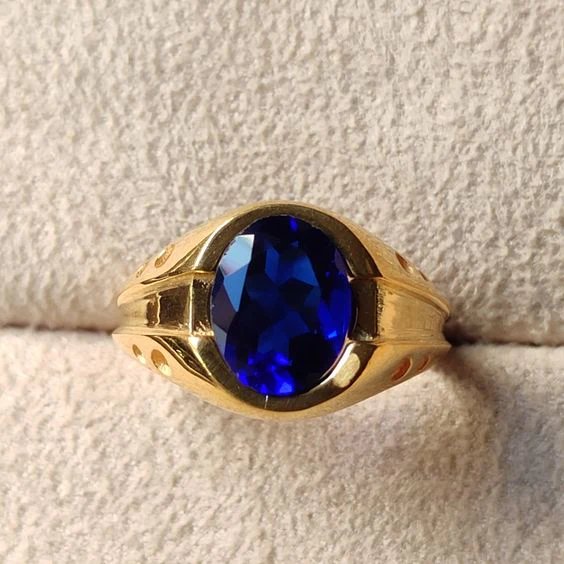 Oval Stone Gold Signet Ring