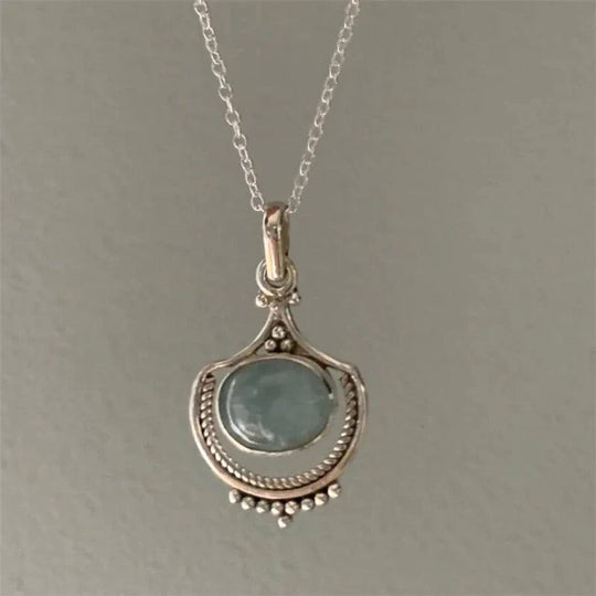 Vintage Sterling Silver Oval Stone Pendant Necklace