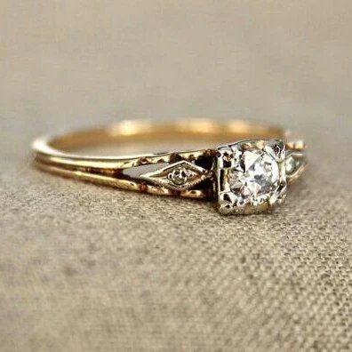 Vintage Cubic Zirconia Gold Ring