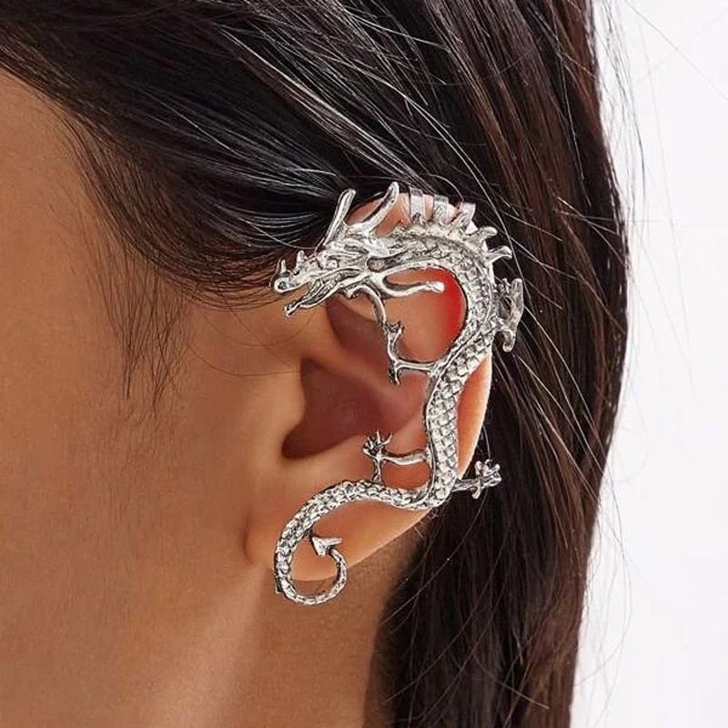 Silver Dragon Detailed Ear Cuff