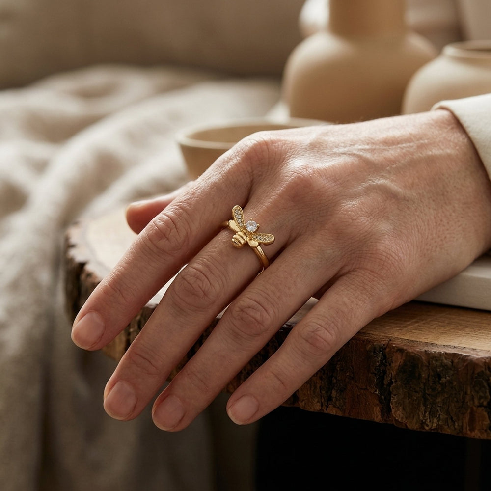 Adjustable Bee Ring