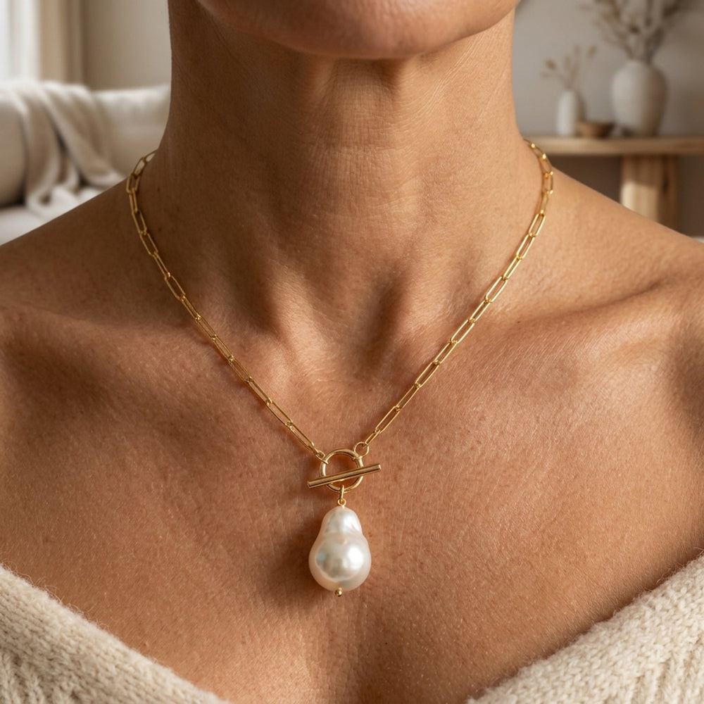 Toggle Clasp Pearl Drop Necklace
