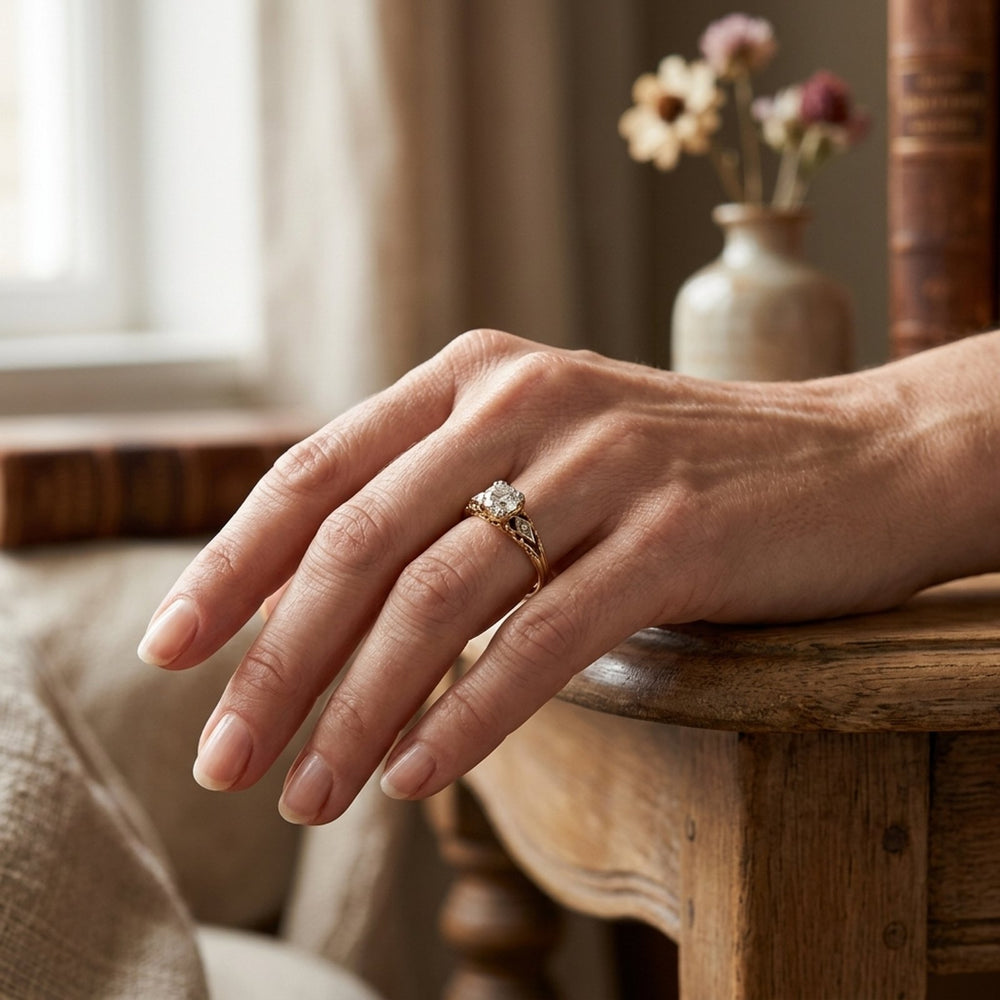 Vintage Cubic Zirconia Gold Ring