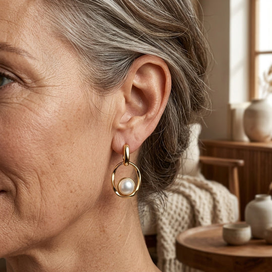 Pearl Drop Circle Hoop Earrings