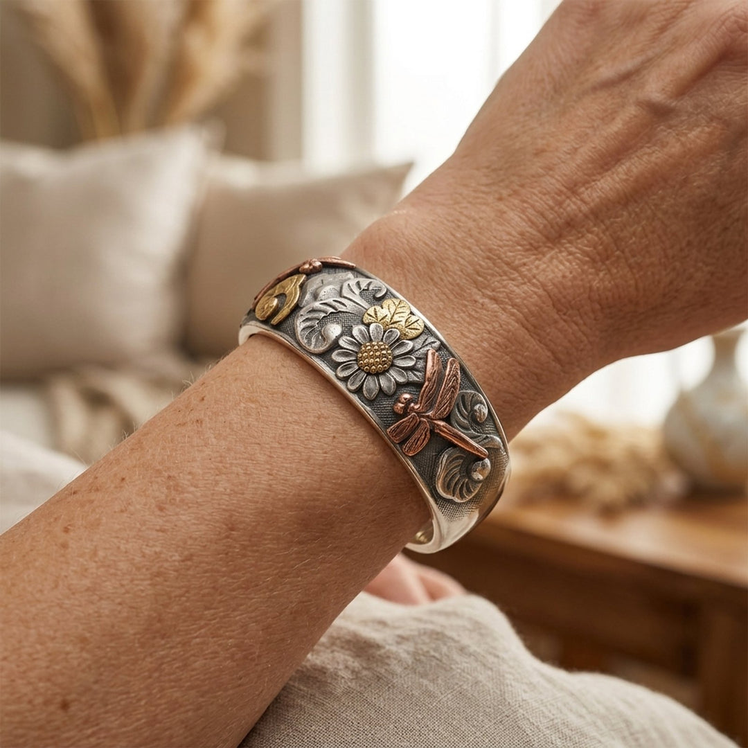 Three-Tone Mixed Metal Floral Ring