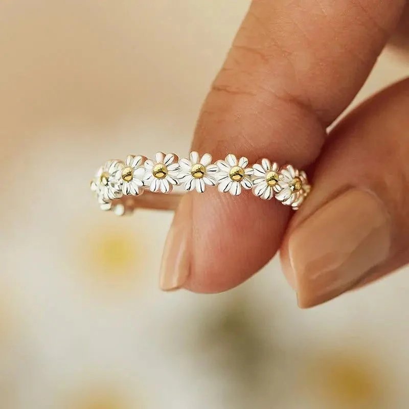 Adjustable Sterling Silver Enamel Daisy Ring
