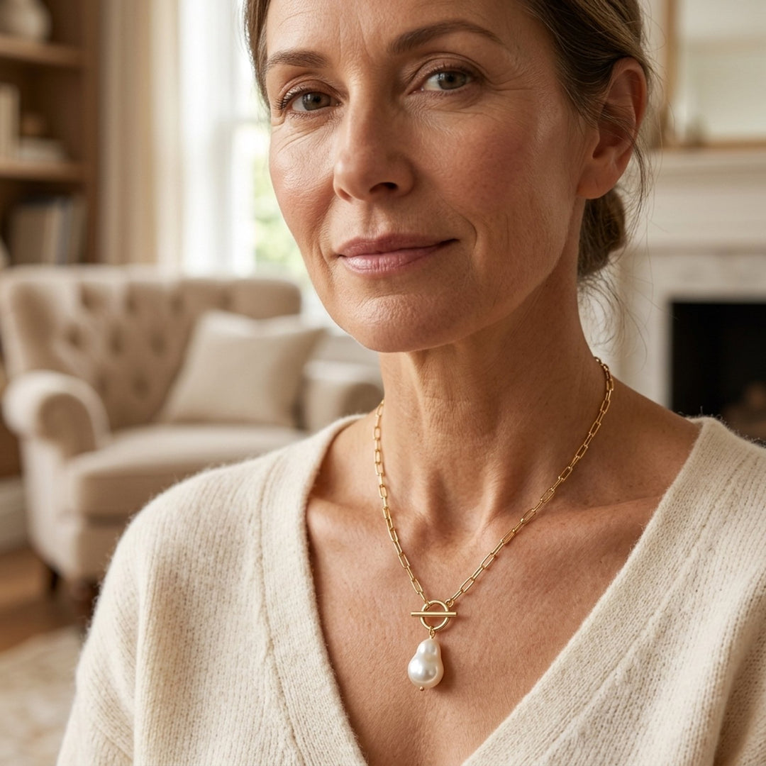 Toggle Clasp Pearl Drop Necklace