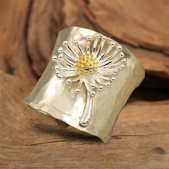 Hammered Silver Daisy Wide Band Ring