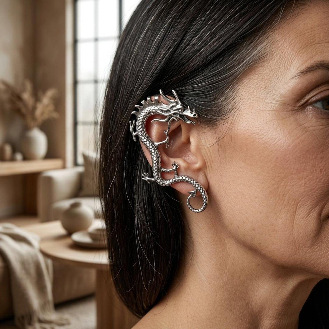 Silver Dragon Detailed Ear Cuff