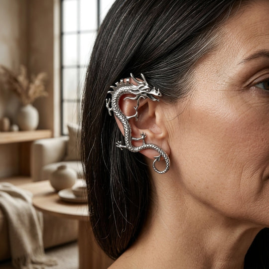 Silver Dragon Detailed Ear Cuff