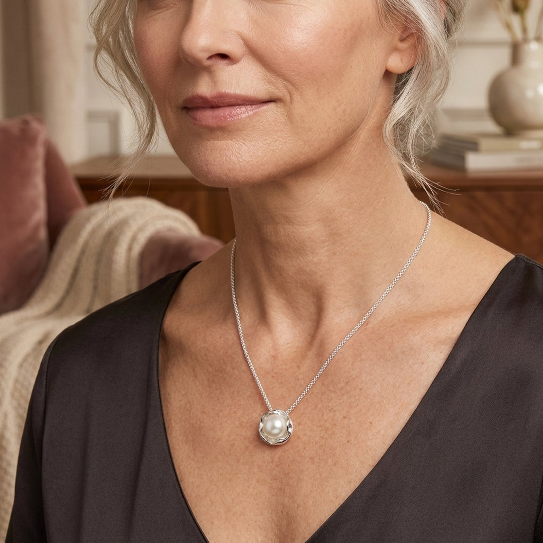 Sterling Silver Freshwater Pearl Pendant Necklace