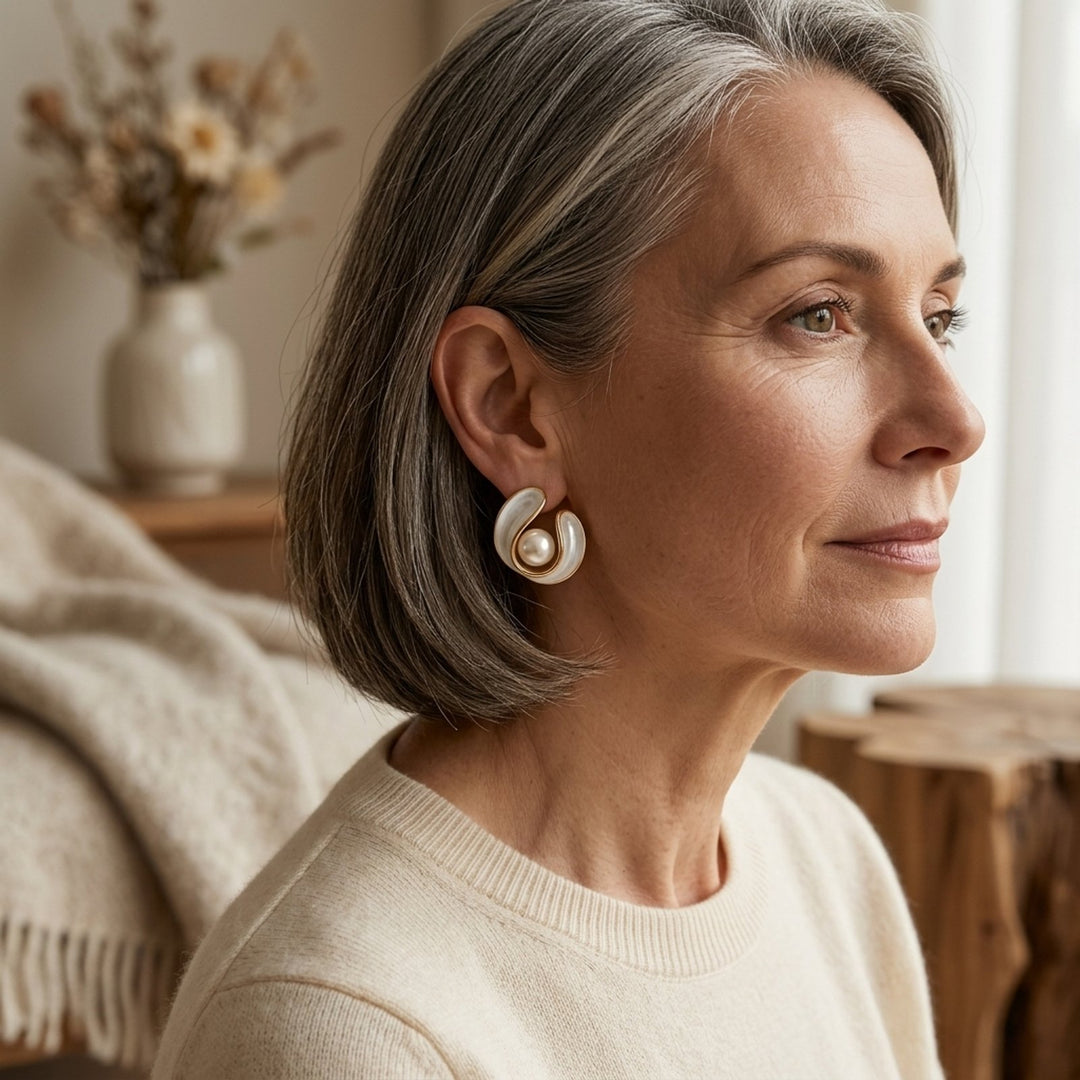 Swirl Design Pearl Stud Earrings
