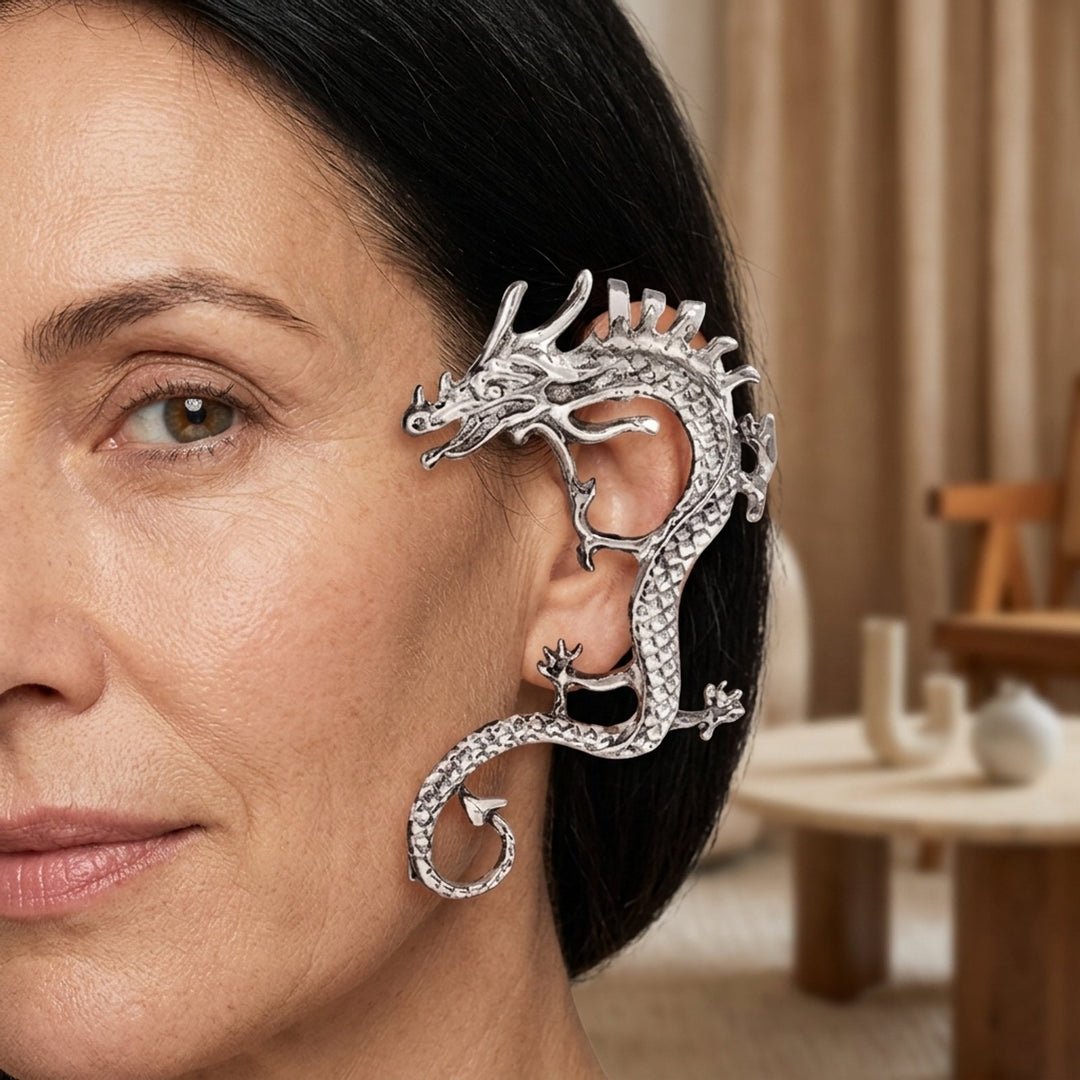 Silver Dragon Detailed Ear Cuff